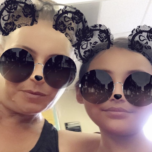 Meet your Posher, Rosa - Picture 1 of 1